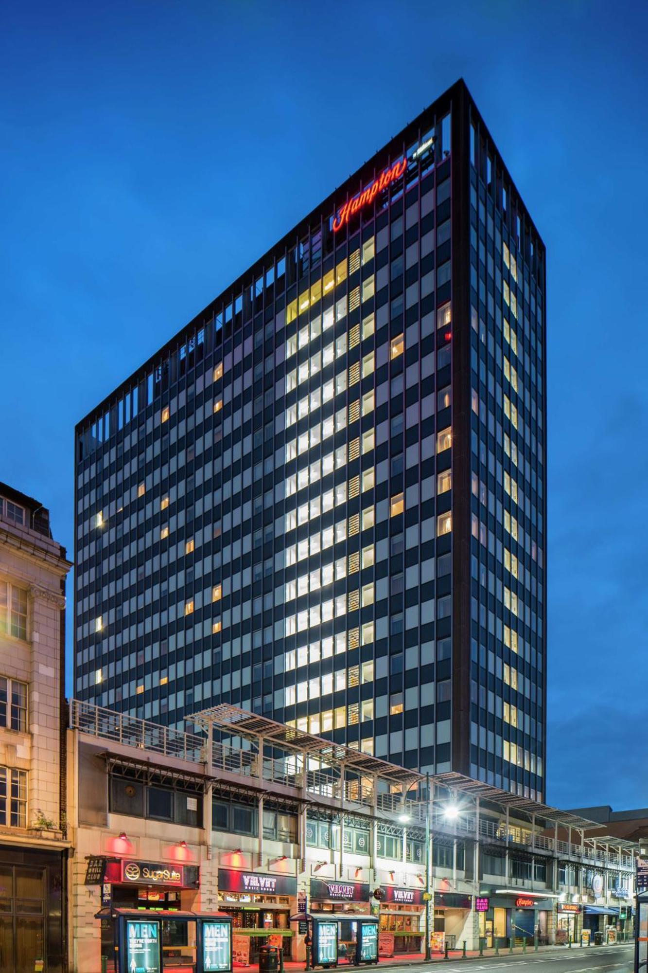 Hampton By Hilton Birmingham Broad Street Hotel Екстериор снимка